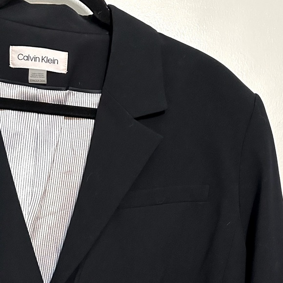 🌟NWOT CALVIN KLEIN Dark Navy Blue Blazer, Sz. 20, Silk Pinstripe Lined, 10/10 ❄️ - Picture 3 of 13